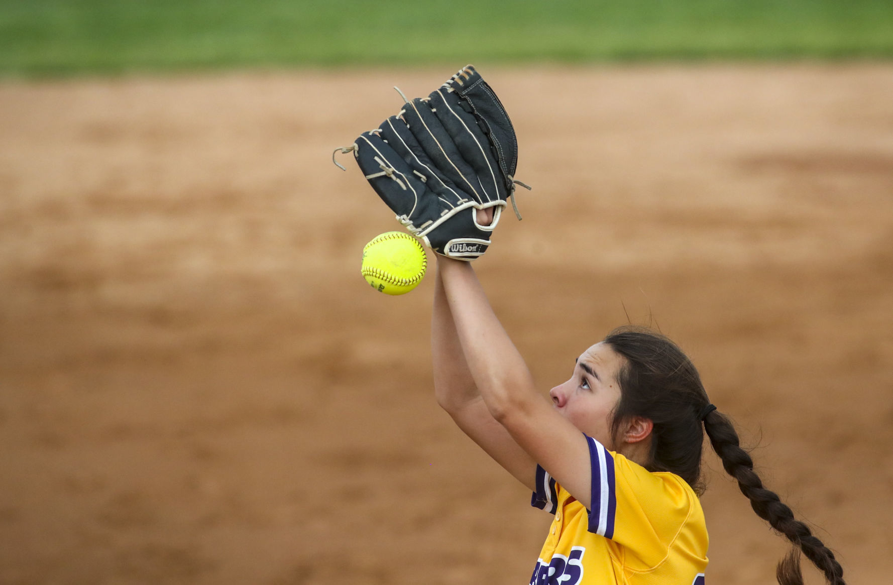 061819-qct-spt-dewitt-softball-009